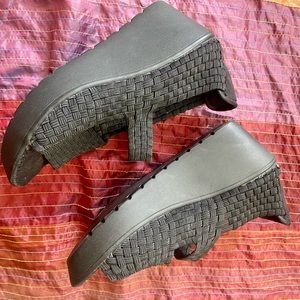 STEVE MADDED Basketweave Platforms!